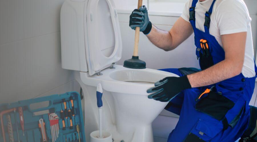 Professional sewer line repair services in Waterproof, LA